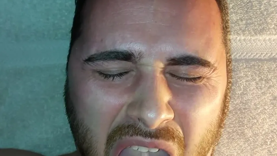 Self facial - ThisVid.com