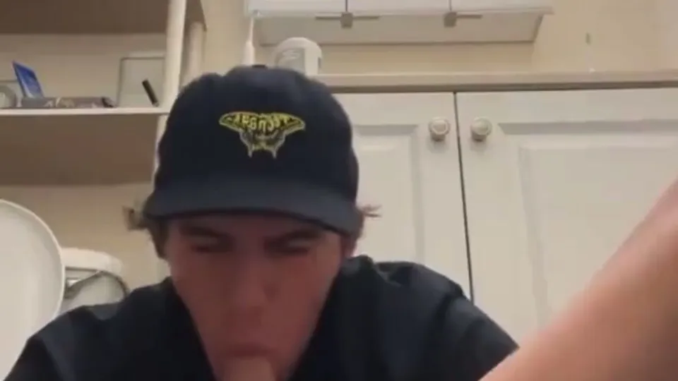 Gay Self-Suck: Deepthroat Talent Showcases