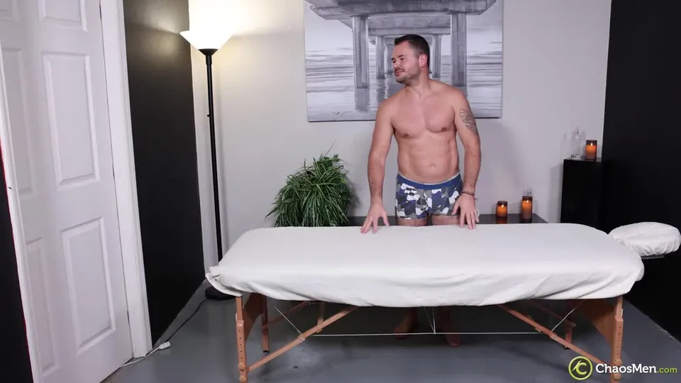 Serviced - Lars Larson & Valentin Petrov.mp4
