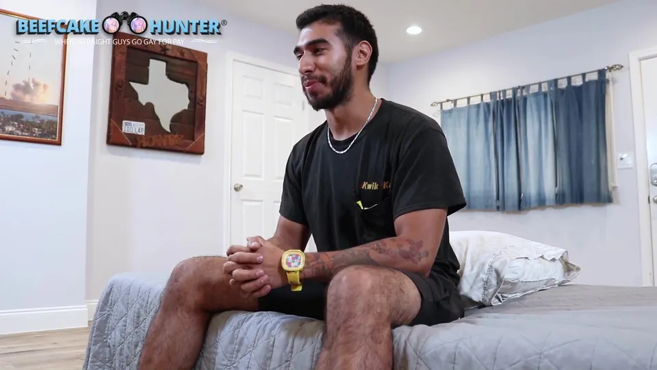 Servicing Beautiful Hairy Legs Beefcake Julian