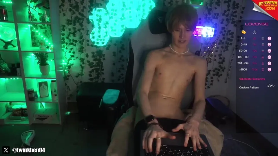 Sex porn twinkben show homemade sex tube
