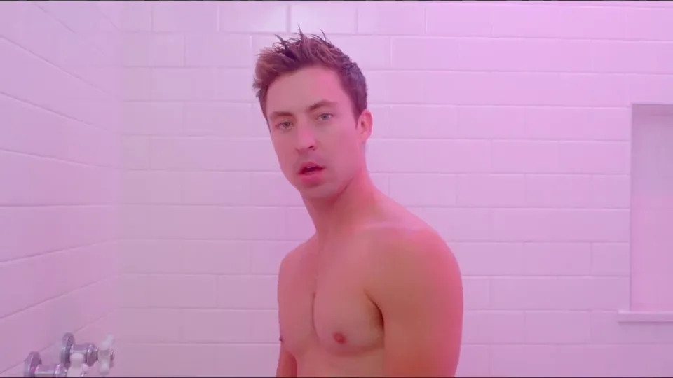 Sexy actor naked - ThisVid.com