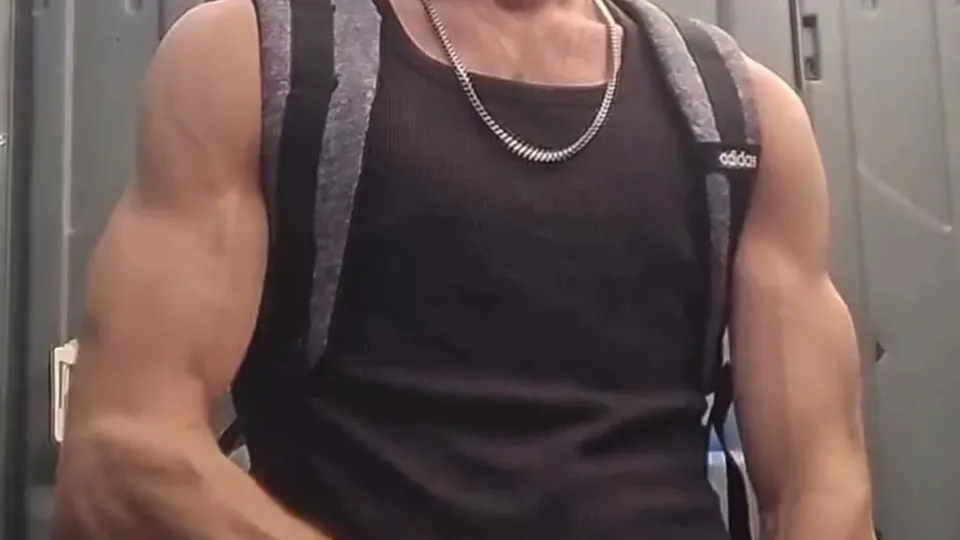 Sexy As Fuck White Thug Gets Off At Work Load! - ThisVid.com