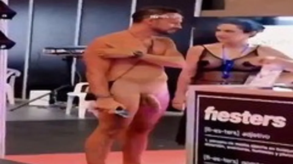 Sexy big-dicked exhibitionist naked in public - ThisVid.com
