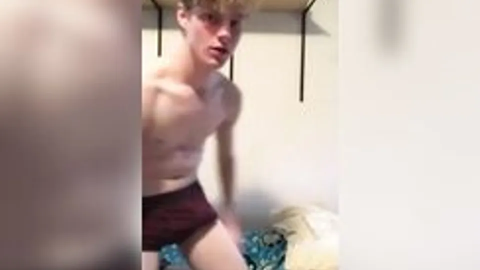 Sexy curly blond british twink Ian from Birmingham (UK)
