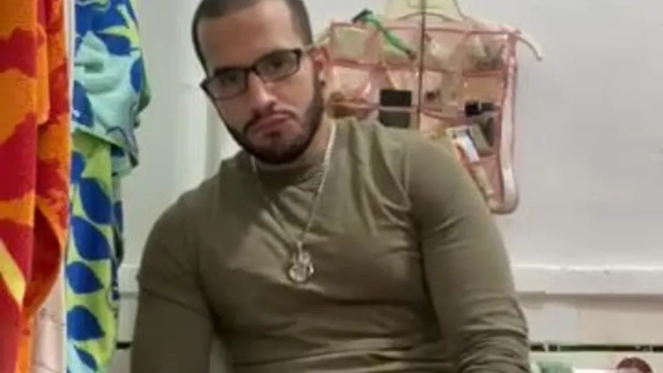 Sexy Dominican Papí Strokes His HUGE Uncut *SCHLONG*! - ThisVid.com