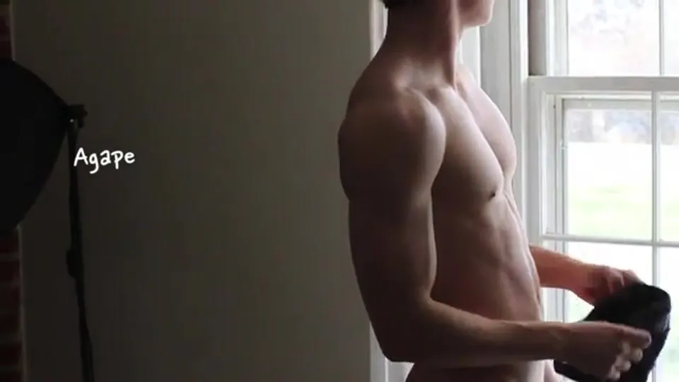 Sexy gay video, great abs - ThisVid.com 中文