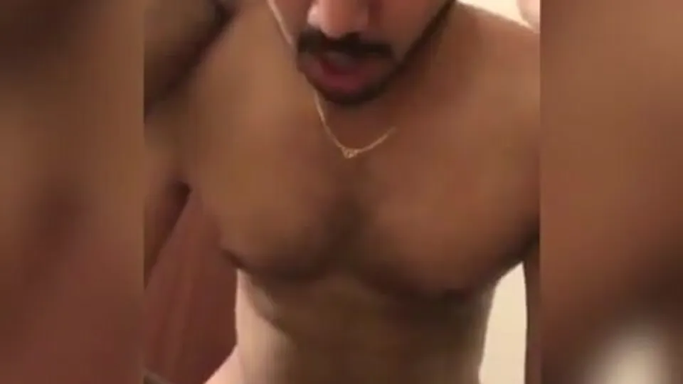 Sexy Indian guy fucking - ThisVid.com auf Deutsch