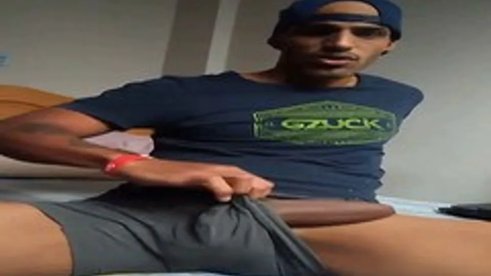 Sexy latino dude flashing his big uncut cock - ThisVid.com