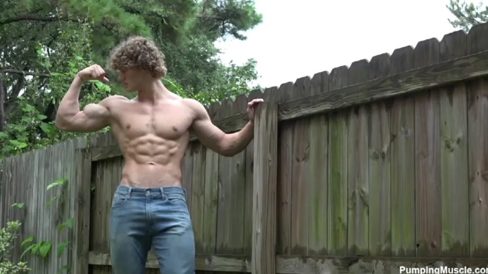 sexy muscle guy  — PornOne ex vPorn