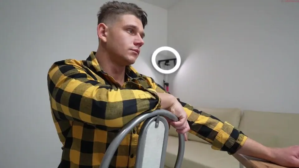 Sexy Russian Plays With His Bubble Butt - ThisVid.com