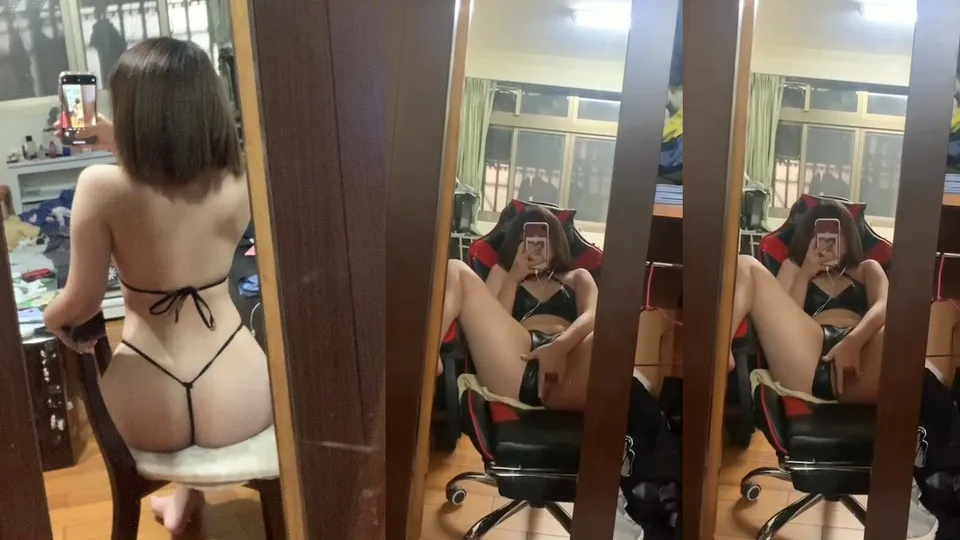 Sexy short-haired girl masturbates and squirts in the mirror 