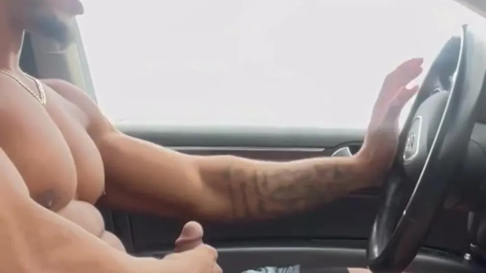 Sexy str8 bro flashing,showing off,stroking and g4p - ThisVid.com Türkçe