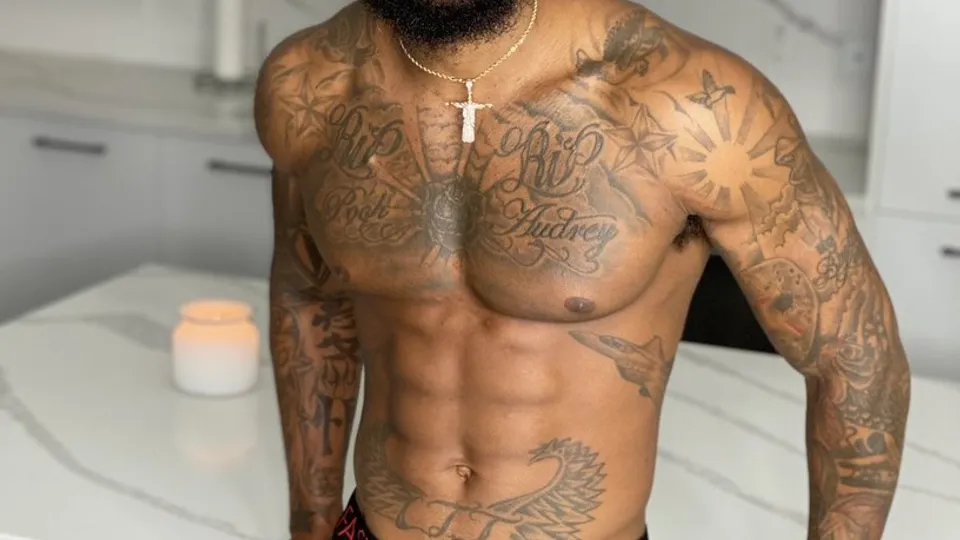 Malcolm's Ongeknipte BBC Slagroomtaart