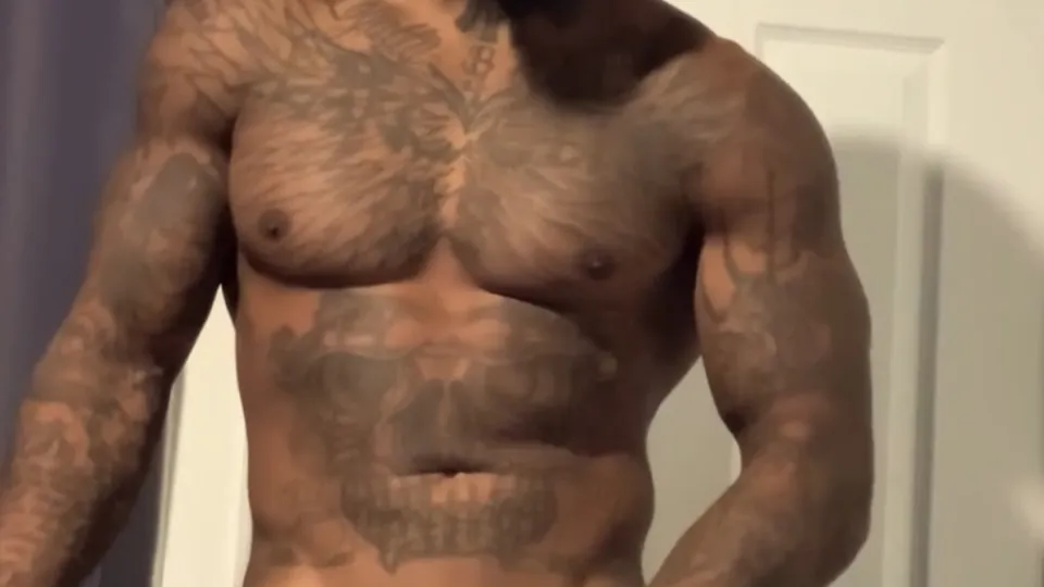 SEXY str8 tatted papi strokes & cums - ThisVid.com