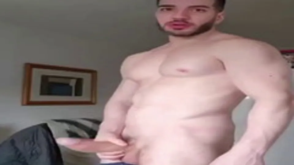 Sexy stud jerking his big thick cock - ThisVid.com