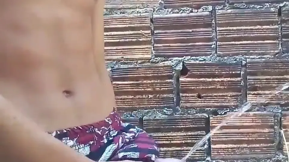 Sexy teen boy taking a piss - ThisVid.com