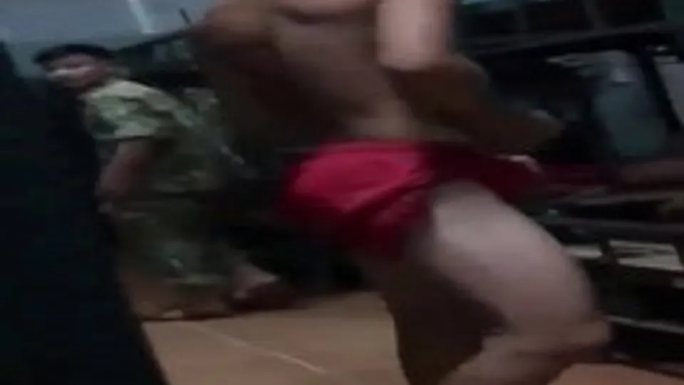 Sexy young asian soldier all bricked up in the barracks - ThisVid.com