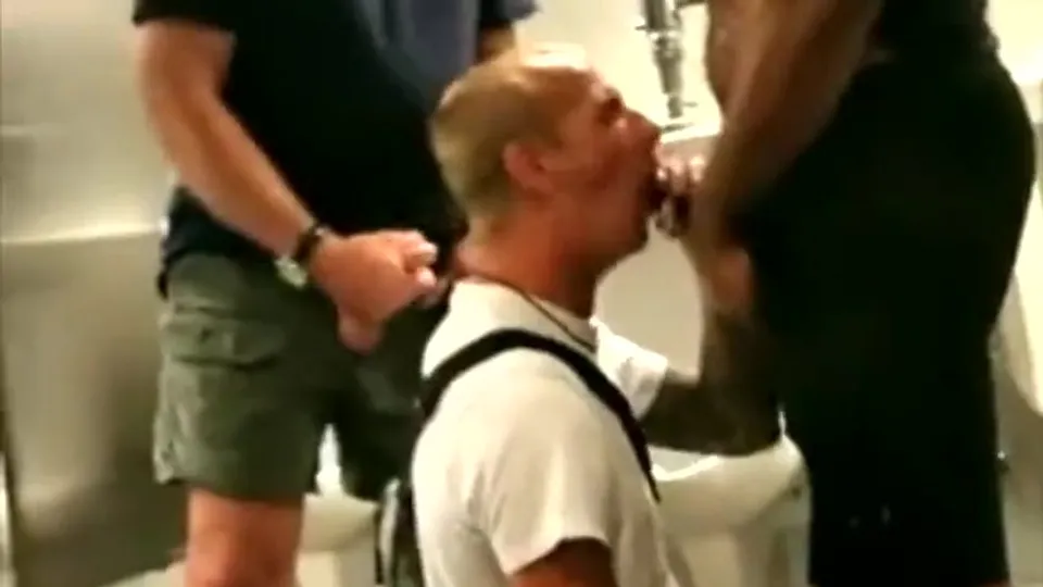 Shower and bathroom compilation - ThisVid.com