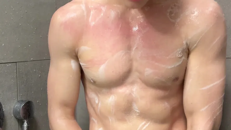 SHOWER CUMSHOT