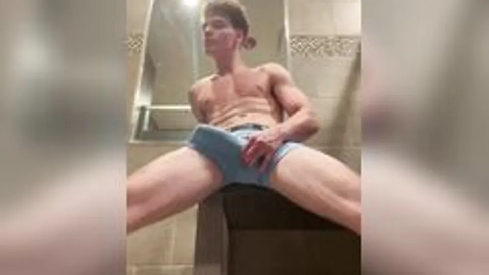 Showing Off In The Bathroom Twink Cam Porn