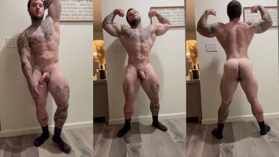 Showing off my jacked body after a workout – Derek Martin (Deek Aesthetic)