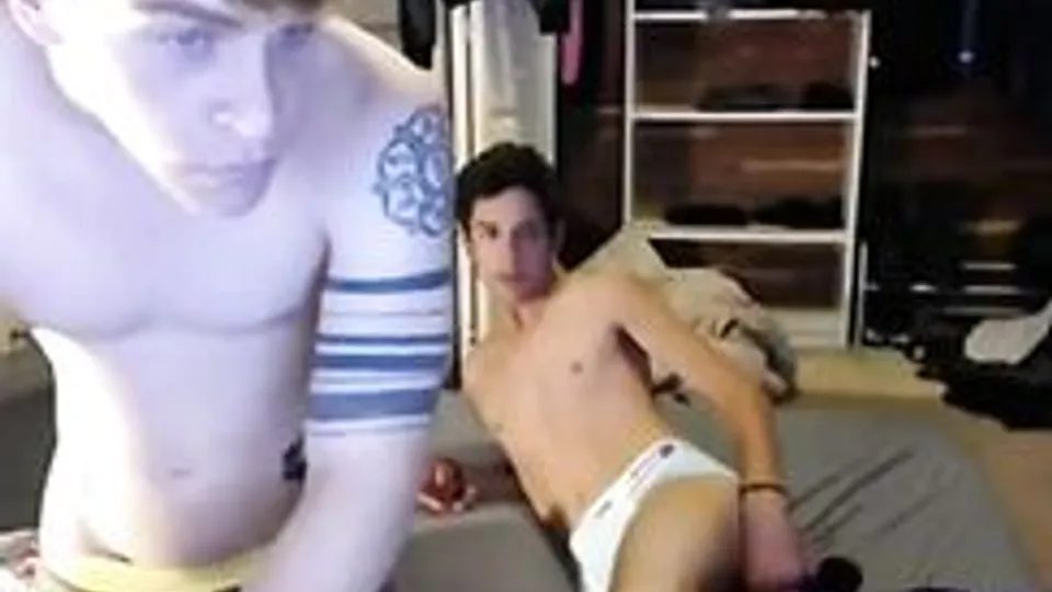 ♥ Shy Twink have Experience with Hunk♥