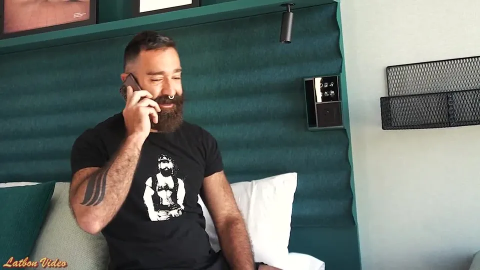 Silver Fur vs Black Fur: Rick Kelson & Rob Hairy