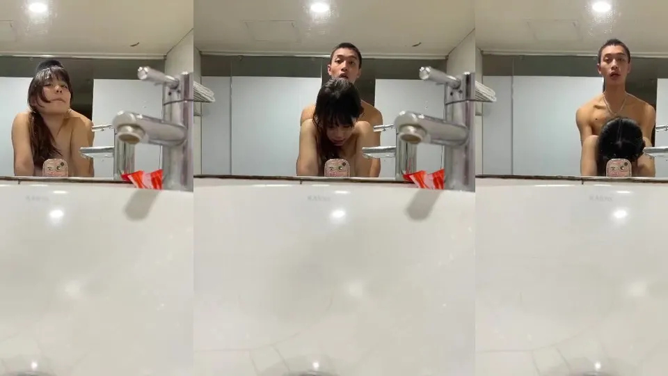 Singaporean couple taking selfie while having sex in public toilet 