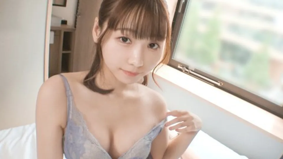 SIRO-5622 This is the godly body everyone is talking about!! This inexperienced girl has awakened to erotic desires tonight!! 