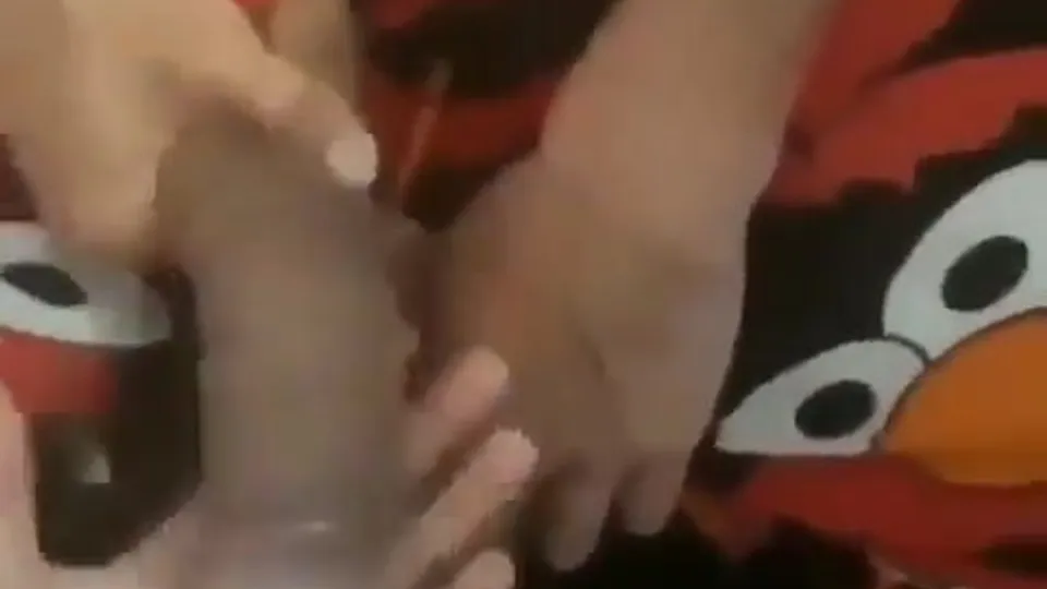 Slapping his meat on friends hand - ThisVid.com