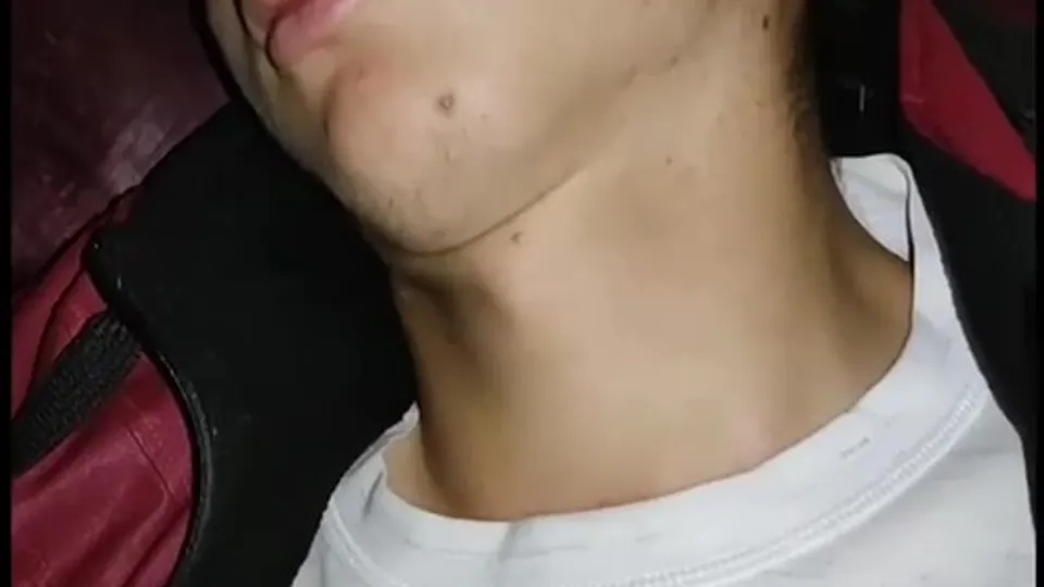 Sleeping friend dick - ThisVid.com