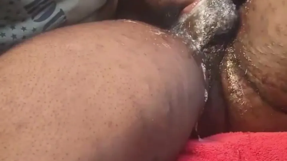 Sloppy car head has spit dripping down his asscrack - ThisVid.com