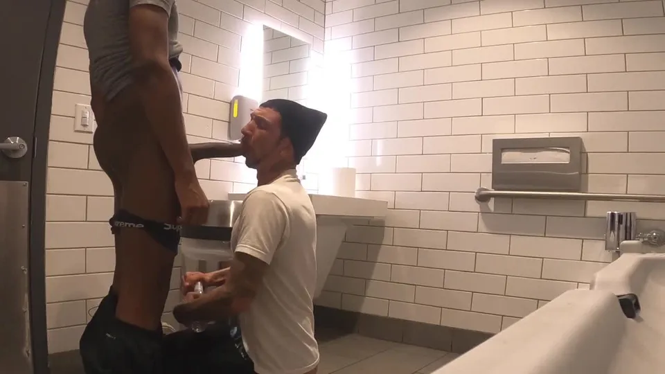 Slut Gets Fucked By A Monster Cock