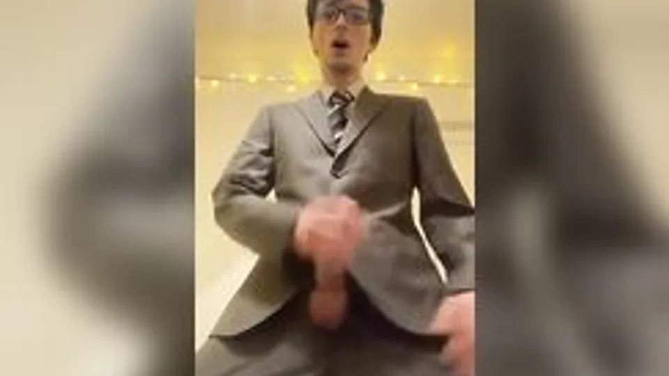 Smart Wank - Cums over suit