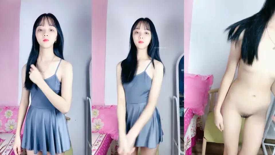 Smell your night, pure girl, passionate nude dance, slender figure, seductive and teasing 