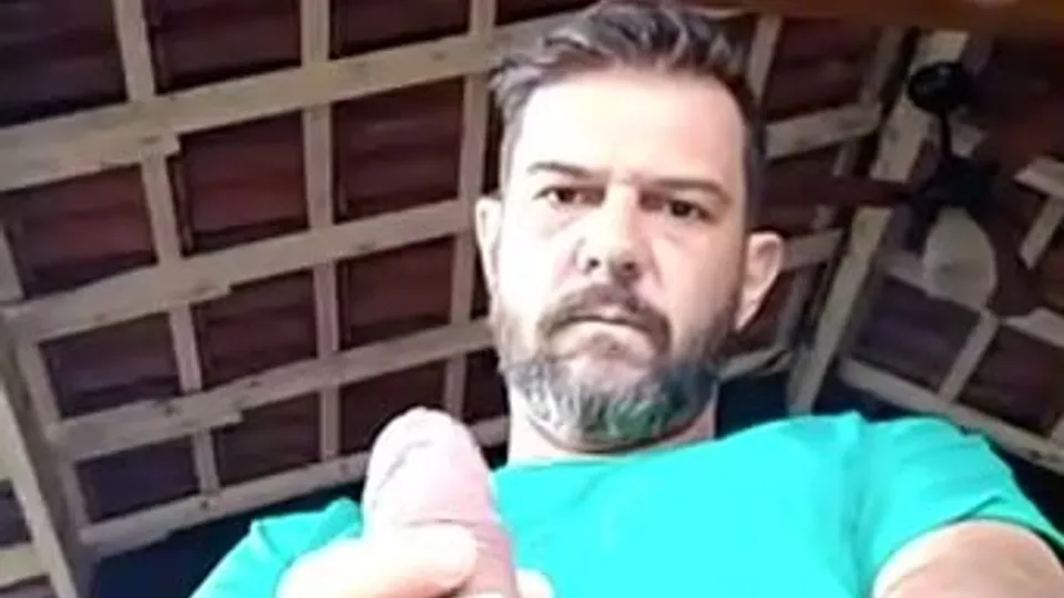 Smoke and wank - video 4 - ThisVid.com