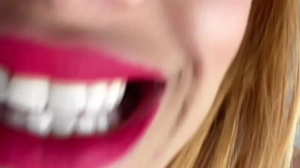 Smoking Fan Show: Anal & Blowjob