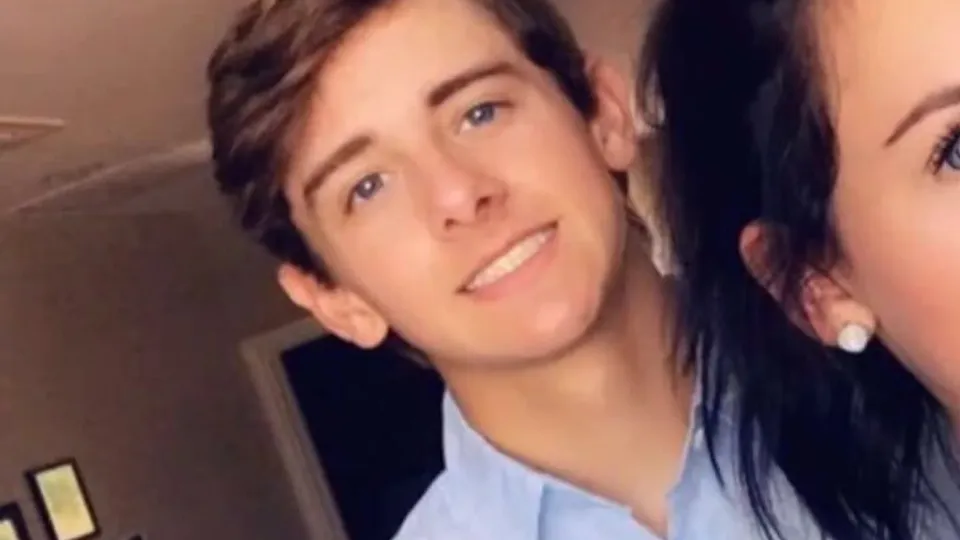 Snatchat a few different clips of the same dude gay boys porn