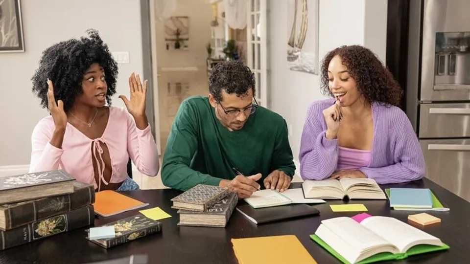 Sneaky Sex - Alex JonesAlexis TaeNicole Kitt - College Cuties Study Big Dick 