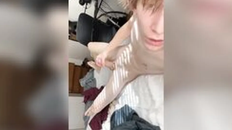 Solo Blonde Twink Teen Cum Boy