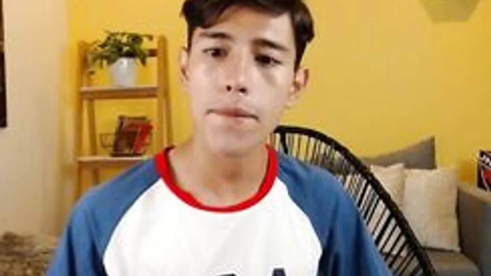 Solo Latino Twink Cum Dildo Fuck