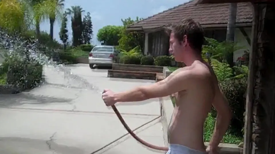 Son Does Chores for Dad With Boner - ThisVid.com