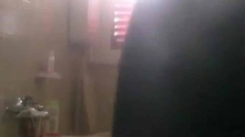 Son spy on his dad shower - ThisVid.com