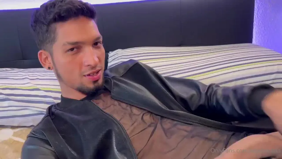 SoyDavidzla Handsome Guy Nude Leaks Gay Porn, Hott Butt Ass Fucker Dominates Sub Bottoms (11).mp4