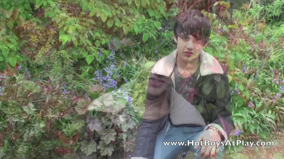 Spanky Delicious si masturba