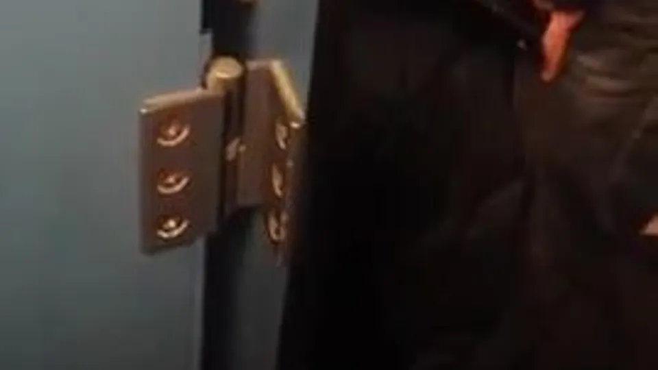 Spied sucking a thick cock in public toilet no cum - ThisVid.com