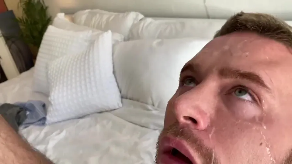 Spit on him when you fuck is throat - ThisVid.com