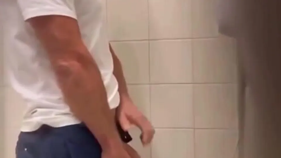 Spy big cock - video 5 - ThisVid.com