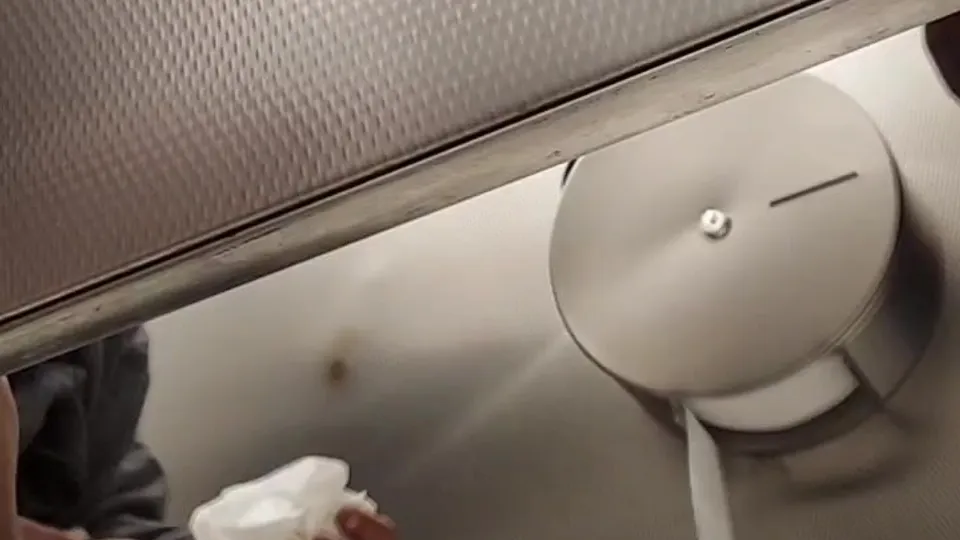 Spy black man piss and jerk - ThisVid.com